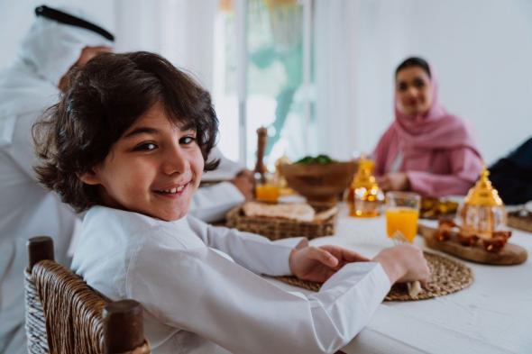 كيفية
تحضير
الأطفال
للصيام
لأول
مرة
في
رمضان
صحياً
واجتماعياً