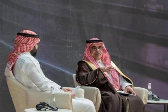 نائب
    وزير
    الصناعة
    يستعرض
    مبادرات
    تمكين
    التصنيع
    المتقدم
    في
    المملكة