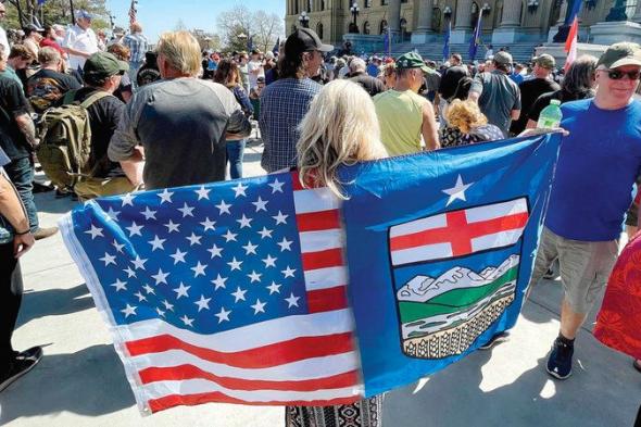 سياسيون غير منتخبين يسعون سراً لانفصال مقاطعة ألبرتا عن كندا