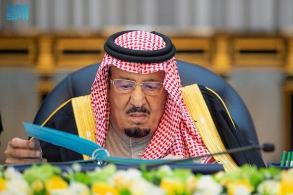 خادم
    الحرمين
    الشريفين
    يرأس
    جلسة
    مجلس
    الوزراء
    في
    الرياض