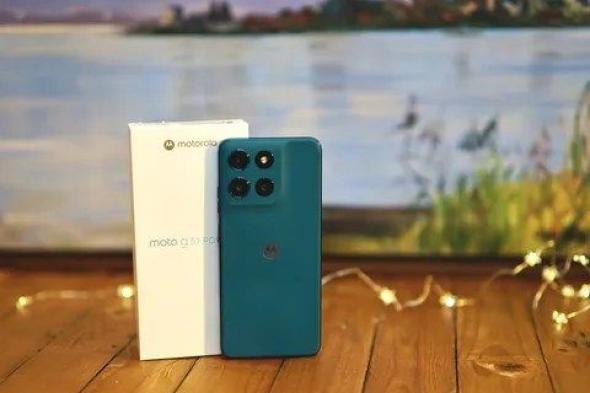 تفاصيل
التصميم
وراء
الجمالية
الفريدة
لهاتف
Moto
G57
Power