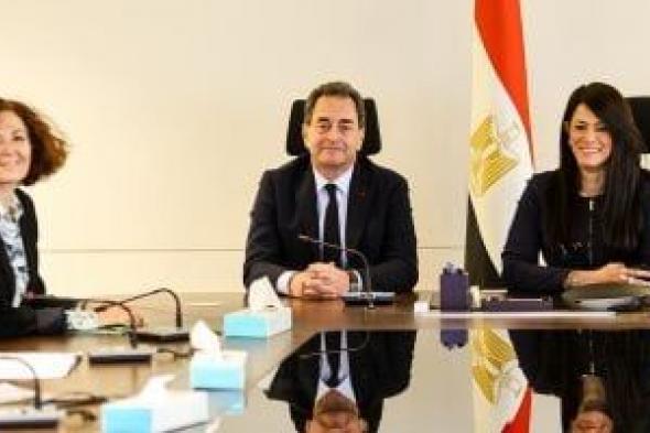 وزيرة
التخطيط
تبحث
مع
الجانب
الفرنسي
تعزيز
العلاقات
الاقتصادية