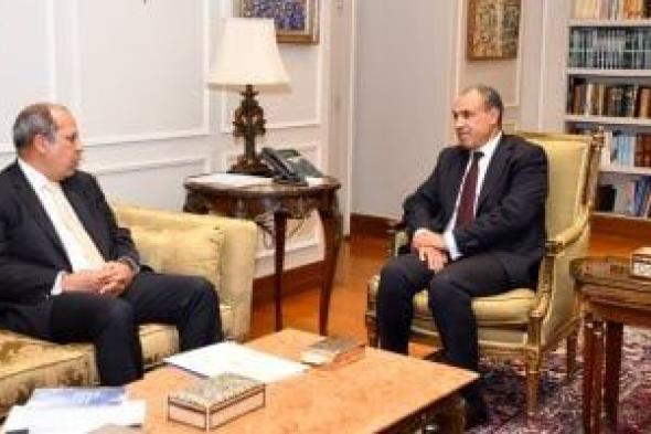 وزير
الخارجية
يستقبل
رئيس
الجامعة
البريطانية
فى
مصر