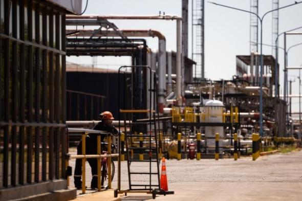 أسواق
      النفط
      تترقب
      ‌نتائج
      المحادثات
      بين
      أمريكا
      وإيران