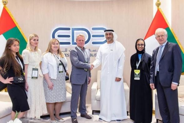 سعيد
الهاجري
يبحث
تعزيز
التعاون
في
الابتكار
الدوائي