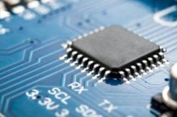 ثورة
أشباه
الموصلات..
لماذا
السباق
نحو
معالجات
بدقة
2
نانومتر؟