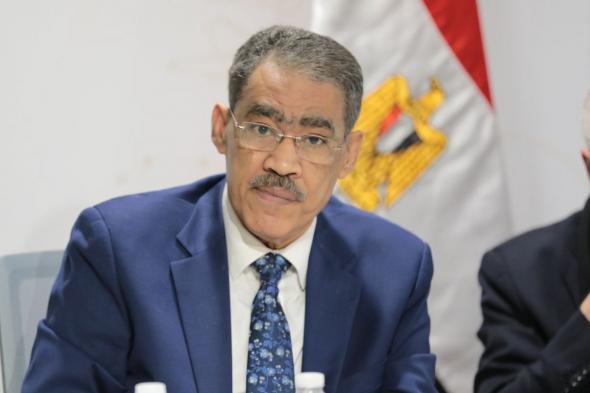 السيرة
      الذاتية
      لضياء
      رشوان
      وزير
      الدولة
      للإعلام