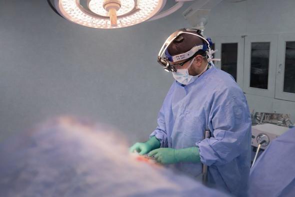 إنقاذ
    ساق
    مواطن
    من
    البتر
    بمستشفى
    الملك
    فهد
    التخصصي
    بالدمام