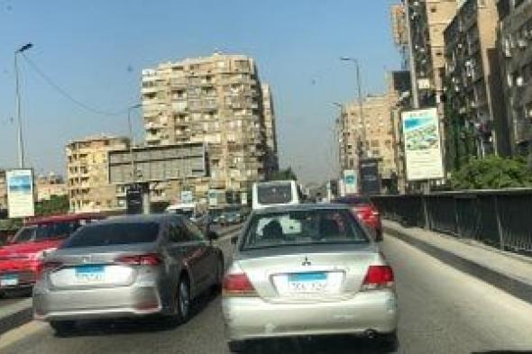 النشرة
المرورية..
كثافة
فى
حركة
السيارات
بشوارع
القاهرة
والجيزة