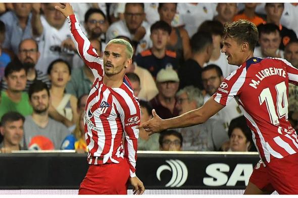 أتلتيكو
    مدريد
    يستضيف
    برشلونة
    اليوم
    في
    ذهاب
    نصف
    نهائي
    كأس
    الملك