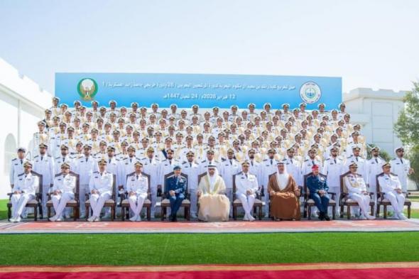 حمدان
      بن
      محمد:
      ستبقى
      الإمارات
      شامخة
      برجالها
      الحاضرين
      في
      ساحات
      الشرف(فيديو)