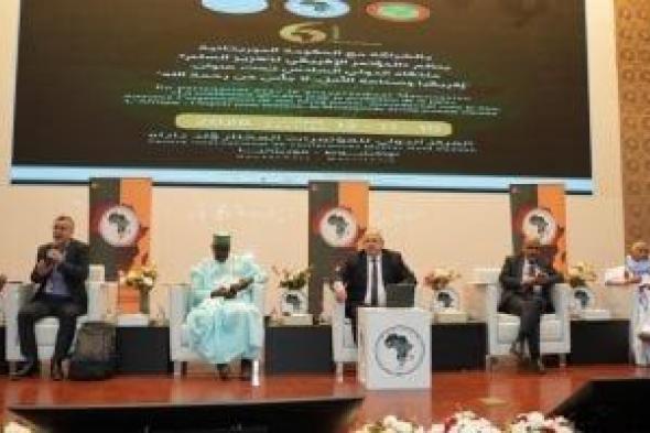 في
حضور
علماء
وحكماء
إفريقيا..
الخشت
يستعرض
استراتيجية
التعليم
من
أجل
التنمية
والسلم