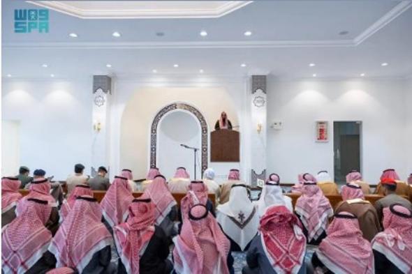 المصلون
    يؤدون
    صلاة
    الاستسقاء
    في
    جميع
    مناطق
    المملكة