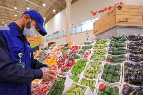 «بيئة
    القصيم»
    تنفّذ
    731
    جولة
    رقابية
    استعدادًا
    لموسم
    رمضان