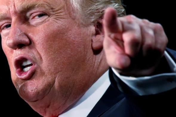 وبخ
الرئيس
الإسرائيلي
-
ترامب
يمهل
إيران
لغاية
الشهر
المقبل