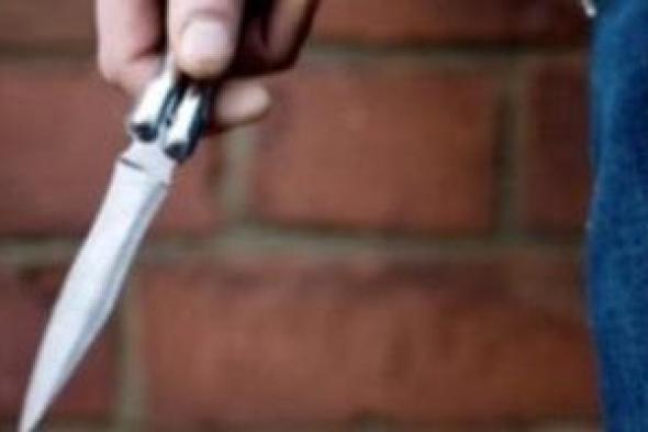 أمن
القليوبية
يفحص
فيديو
لشاب
يتعدى
على
والدته
بسلاح
أبيض
فى
بنها