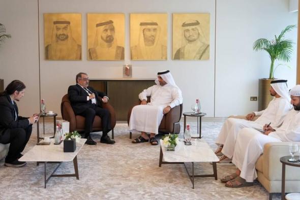 «غرف
      دبي»
      تبحث
      الفرص
      الاستثمارية
      مع
      نظيرتها
      القبرصية