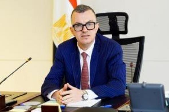 وزير
التخطيط
يعقد
اجتماعًا
مع
قيادات
الوزارة
لمتابعة
موقف
الخطة
السنوية