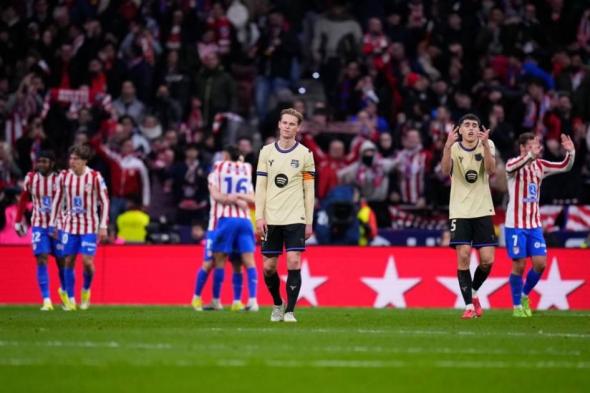 أتلتيكو
      يذل
      برشلونة
      ويضع
      قدماً
      في
      نهائي
      الكأس