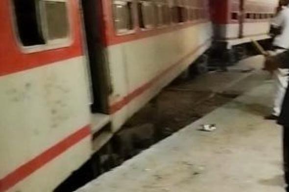 خروج
عربة
عن
القضبان
يوقف
حركة
قطارات
«القاهرة
–
الإسكندرية»
مؤقتًا