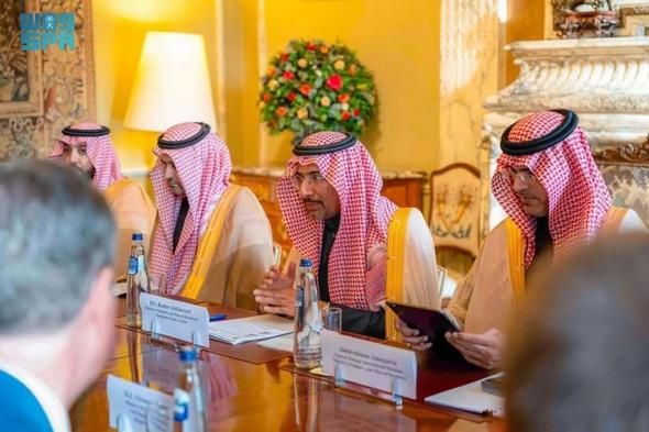 وزير
    الصناعة
    يبحث
    فرص
    تعزيز
    الشراكة
    الاقتصادية
    مع
    المفوضية
    الأوروبية