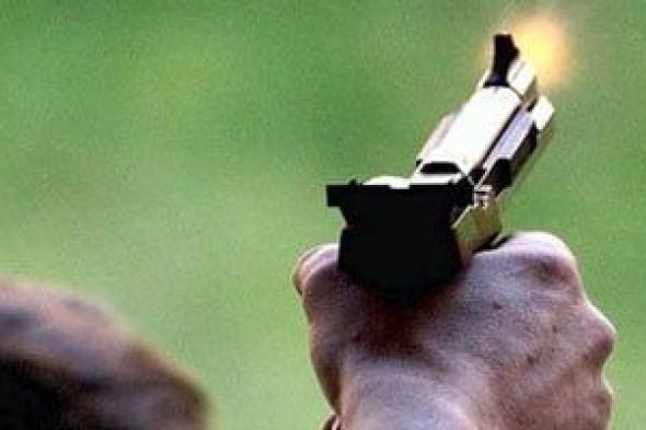 مصرع
شخصين
وإصابة
3
آخرين
فى
مشاجرة
بالأسلحة
النارية
بقرية
الخيام
فى
سوهاج