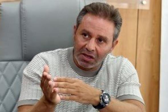 حازم
إمام:
الزمالك
بيكسب
لأن
كل
الفرق
طمعانة
فيه
ومعتمد
جمال
ليس
مدرب
مؤقت