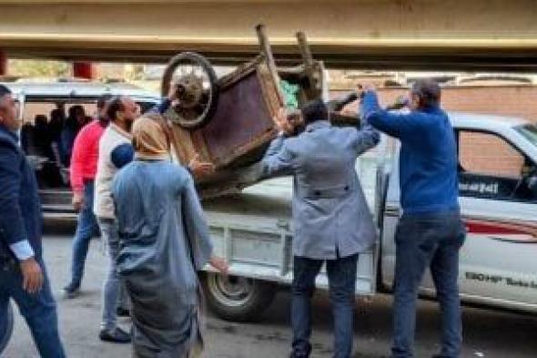 ضبط
ومصادرة
120
محضرا
ومخالفة
فى
حملة
لشرطة
المرافق
بحى
شرق
سوهاج