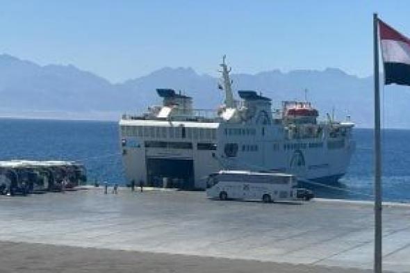 إعادة
فتح
ميناء
نويبع
البحرى
وانتظام
الحركة
الملاحية
بموانئ
البحر
الأحمر