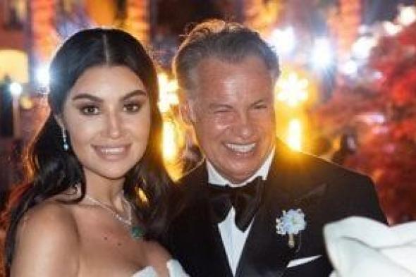 أروى
جودة
لزوجها
فى
عيد
الحب:
أريد
الرقص
معك
إلى
الأبد..
فيديو