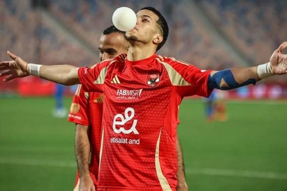 إمام
      عاشور
      في
      قائمة
      الأهلي
      لمباراة
      الجيش
      المغربي