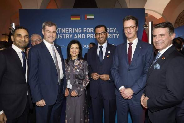 سلطان
      الجابر:
      الإمارات
      شريك
      موثوق
      لألمانيا
      وأوروبا
      بدعم
      أمن
      الطاقة