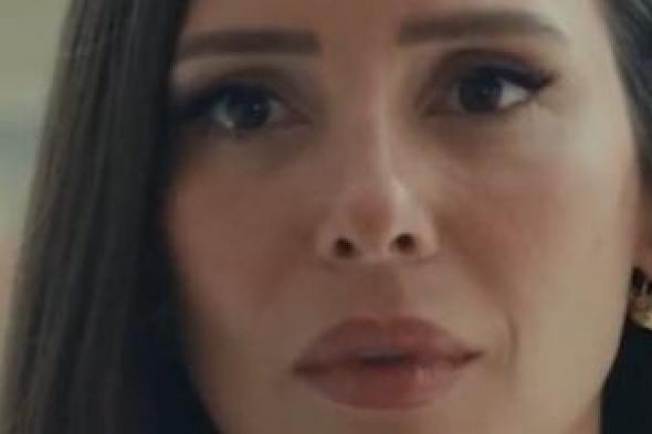 مسلسل
قسمة
العدل
الحلقة
25..
هل
يوافق
محمد
جمعة
على
رجوع
إيمان
العاصى
له؟