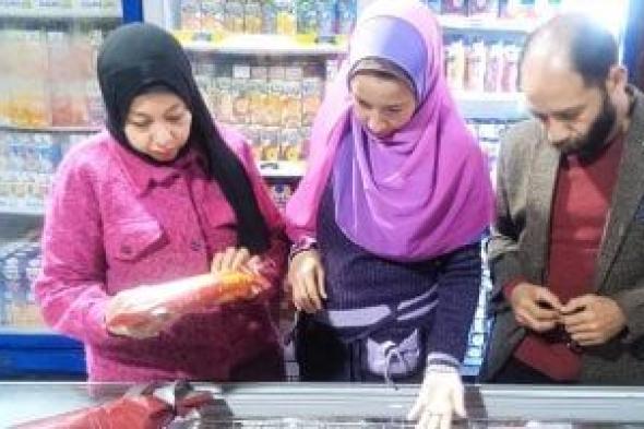 ضبط
719
كيلو
لحوم
غير
صالحة
ومذبوحة
خارج
المجازر
خلال
أسبوع
فى
المنيا