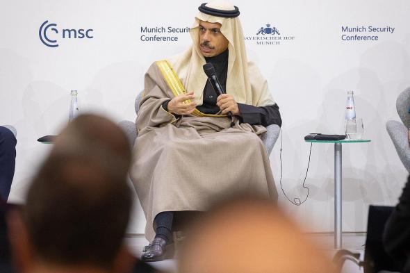 وزير
    الخارجية:
    نريد
    ضمان
    استقرار
    وقف
    النار
    في
    غزة