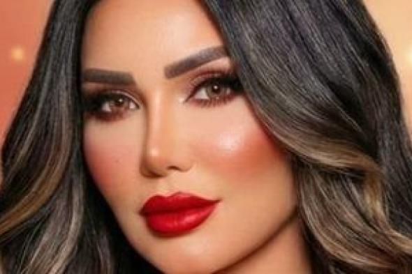 إيناس
عز
الدين
تحتفل
بعيد
الحب
بصور
جديدة
على
طريقتها
الخاصة