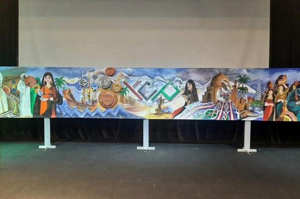 45
      فنانا
      من
      مصر
      والكويت
      يبدعون
      جدارية
      مشتركة