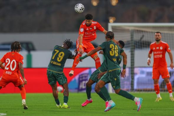 عجمان يكتسح خورفكان بخماسية.. ويصعد إلى المركز السابع