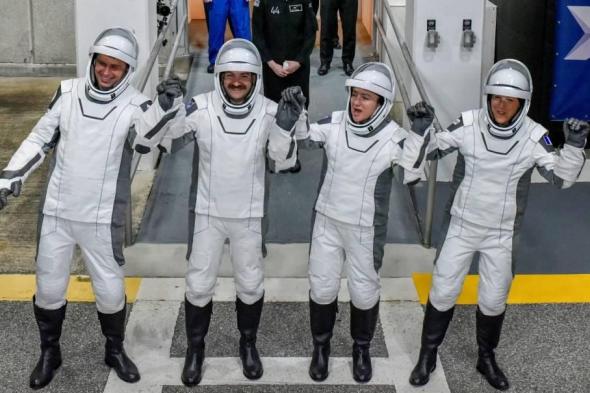 طاقم
      جديد
      يتوجه
      إلى
      محطة
      الفضاء
      الدولية