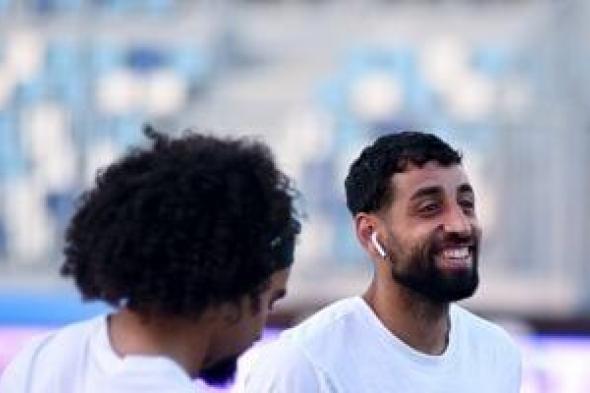 الدباغ
ومنسي
وبيزيرا
يقودون
هجوم
الزمالك
أمام
كايزر
تشيفز
بالكونفدرالية