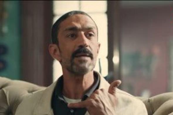 قسمة
العدل
الحلقة
25
..
خالد
كمال
يحاول
وضع
إيمان
العاصى
فى
موضع
شك