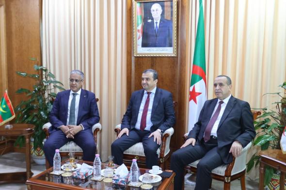 وزيرا
المحروقات
والطاقة
يستقبلان
نظيرهما
الموريتاني..
هذا
ما
أكدوا
عليه