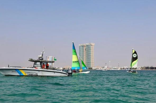 حرس
    الحدود
    يشارك
    في
    تنظيم
    تحدي
    «أبحر
    واسبح»
    بجدة