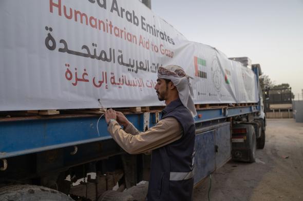 ضمن عملية "الفارس الشهم 3".. دخول القافلة 301 إلى غزة محمّلة بأكثر من 290 طنا من المواد الغذائية