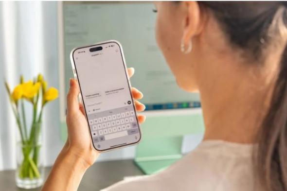 "تشات جي بي تي" يتقدم بطلب يد سيدة للزواج بعد أن وقع في حبها