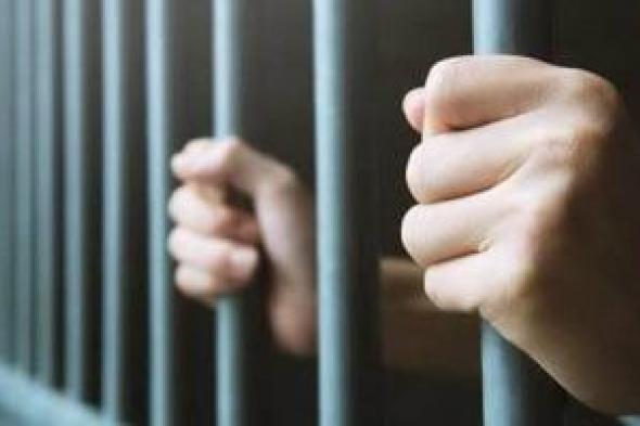 حبس المتهم بسرقة شقة طبيبة فى الصف 4 أيام