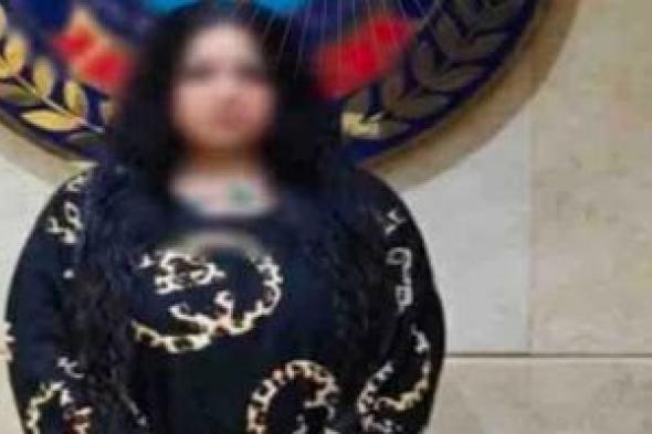 ضبط صانعة محتوى ترقص بملابس خادشة للحياء لزيادة المشاهدات.. فيديو