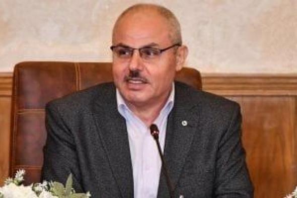 رئيس جامعة قناة السويس يعتمد نتيجة ليسانس الآداب.. وإعلان أسماء العشرة الأوائل