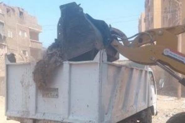 رفع 70 طنا من القمامة خلال حملات مكثفة بقرى مركز سوهاج
