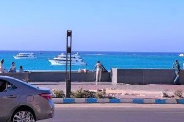طقس مطروح حار نهارا معتدل ليلا واضطراب مسطح البحر أحيانا اليوم السبت